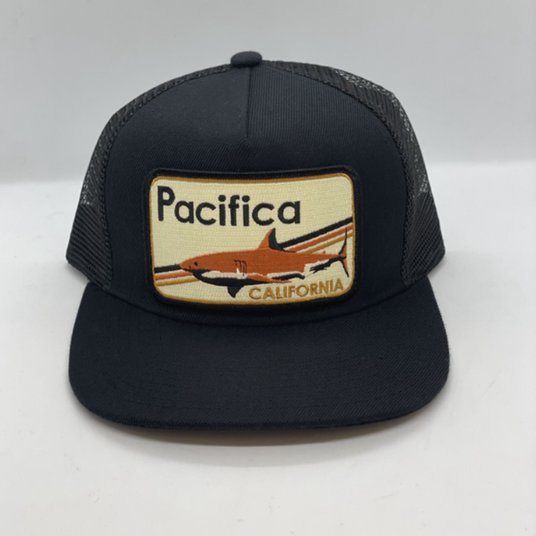 Pacifica Patch Pocket Hat | Traveler Surf Club display picture 3