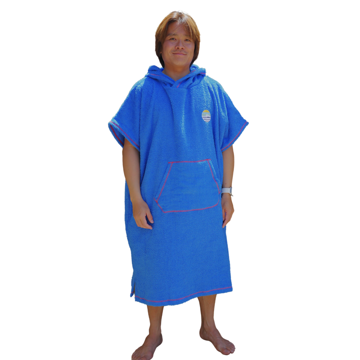Traveler x Bomb Waves Changing Poncho | Traveler Surf Club