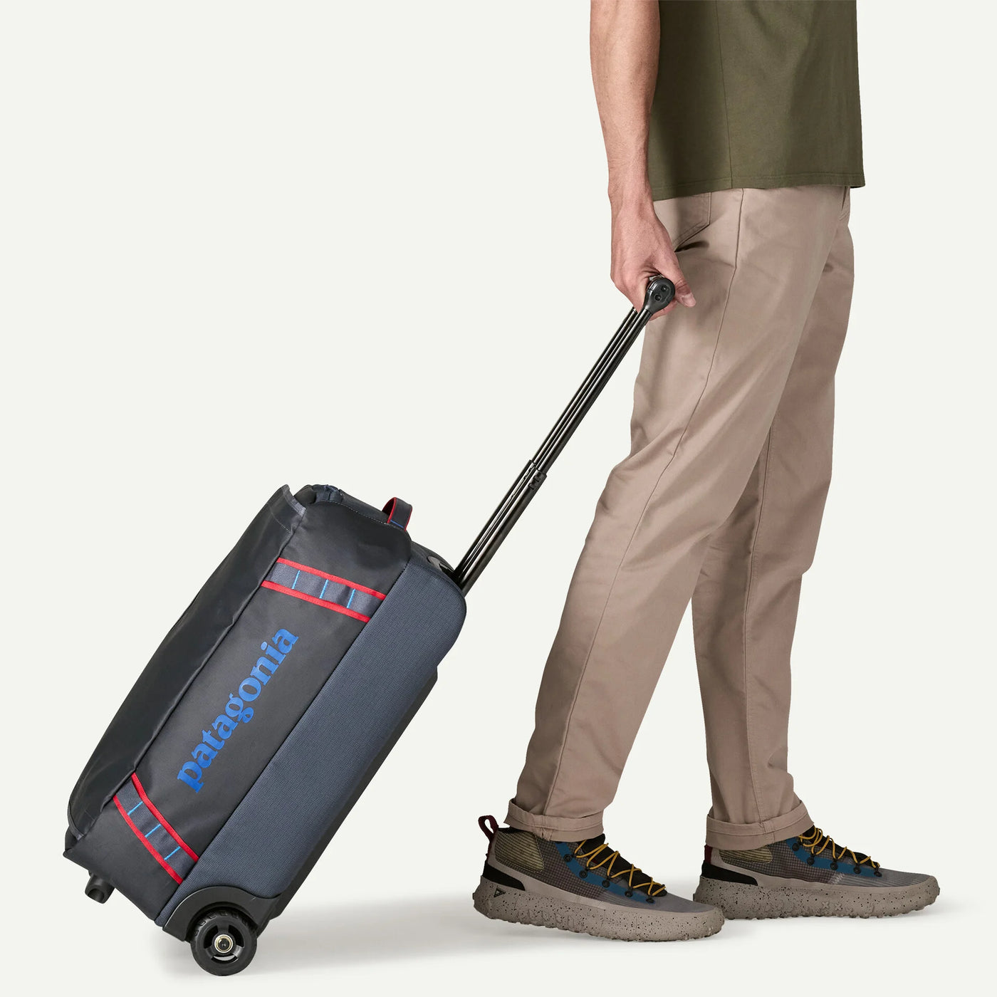 patagonia　BLACK HOLE WHEELED DUFFEL 40ℓ Patagonia Black Hole 40-Liter Wheeled Duffel Bag