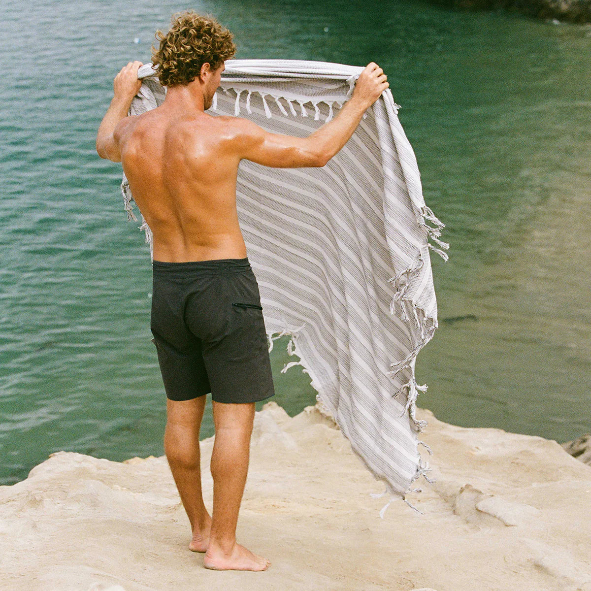 Dylan Lightweight Beach Blanket