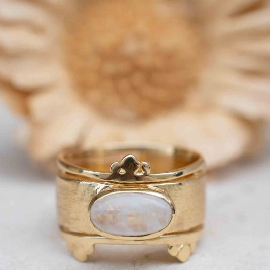 Edil Moonstone Ring