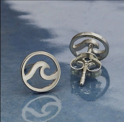 Wave Post Earrings 8x8mm