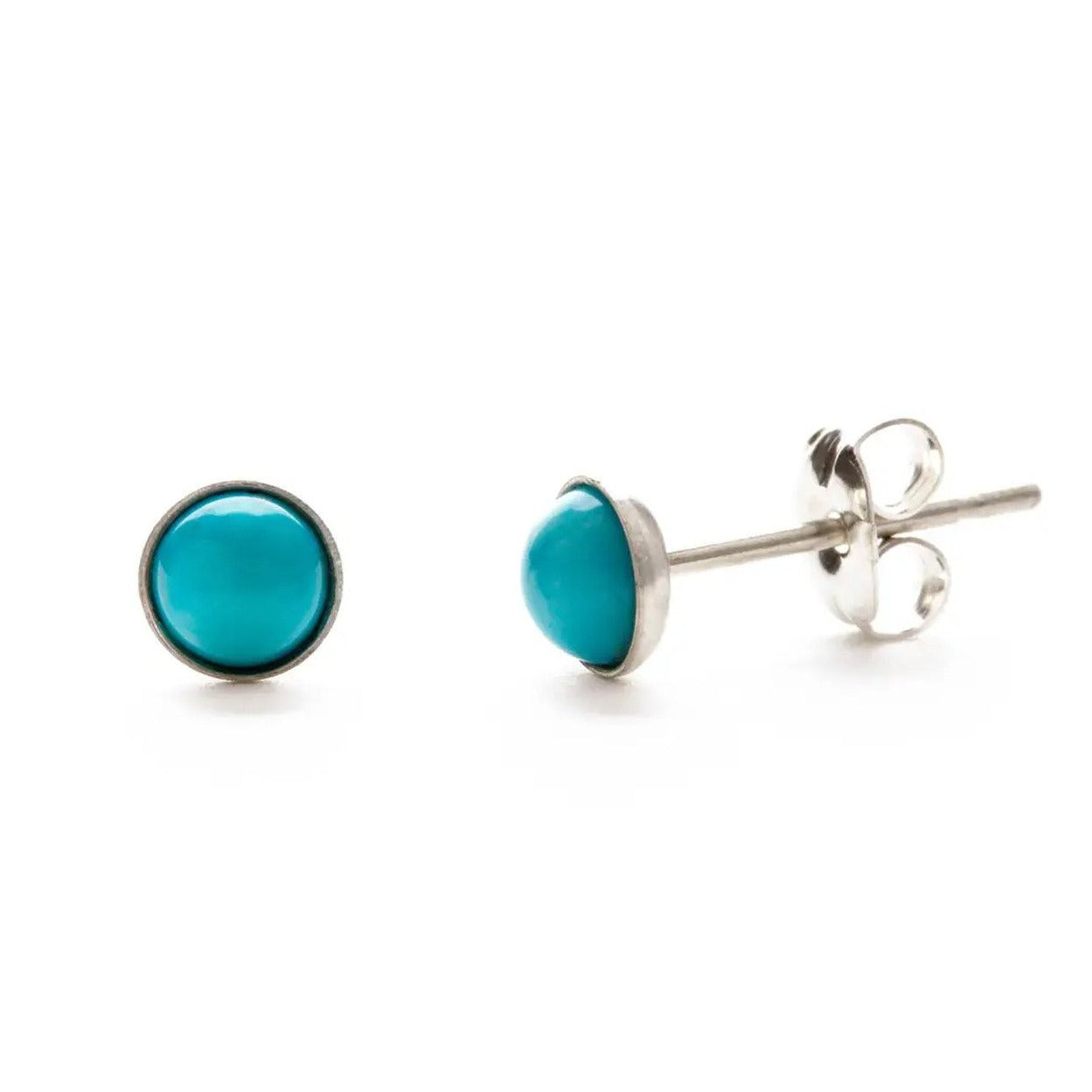 5mm Turquoise Howlite Studs