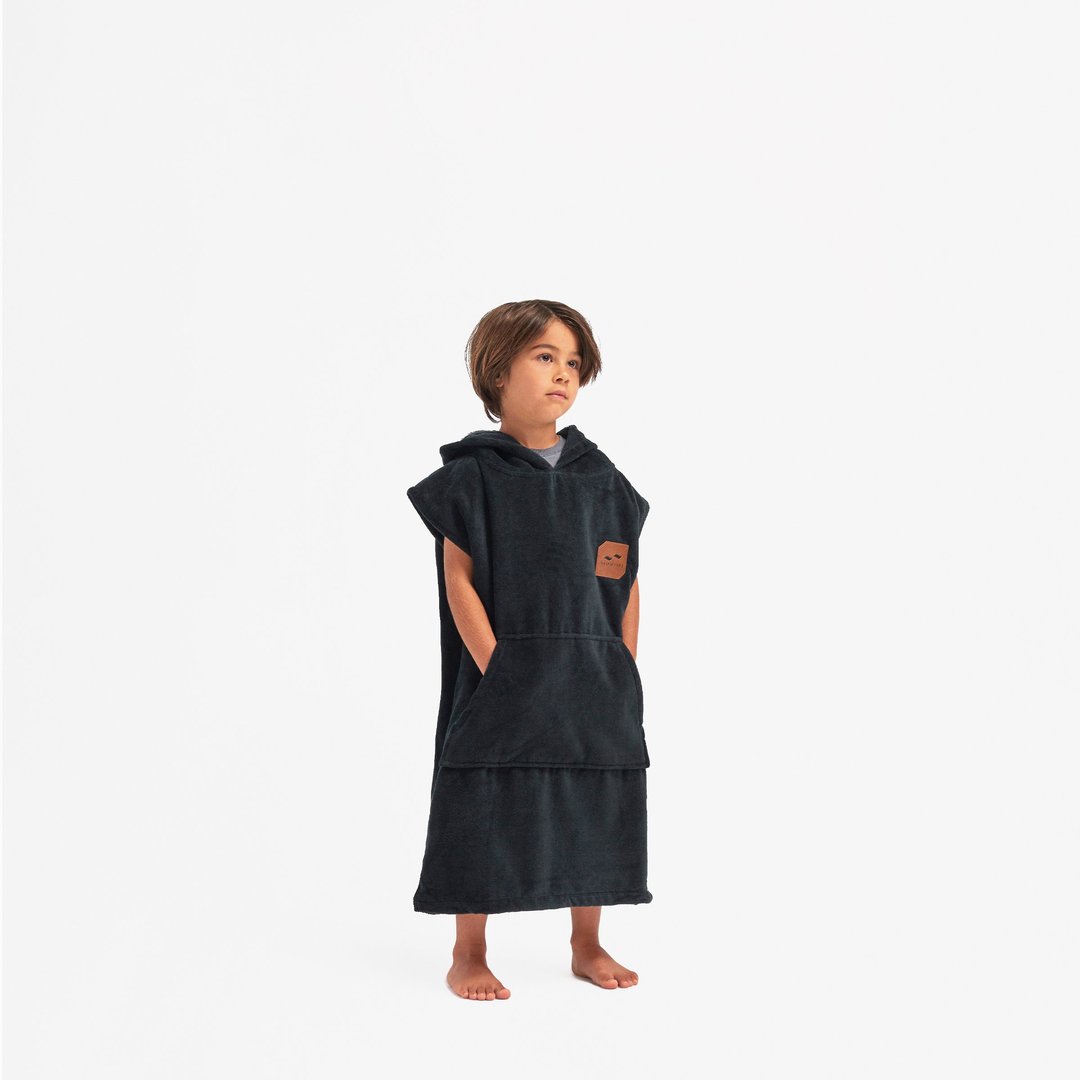 The Digs Changing Poncho Kids - Black