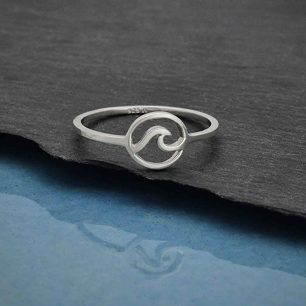 Sterling Silver Circle Wave Ring