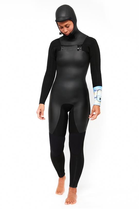 Women's Hooded 5/4mm Chest Zip Full Suit - Sea Caves